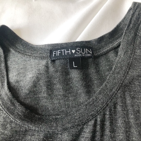 super cute gray earth tank top size large - Picture 3 of 3